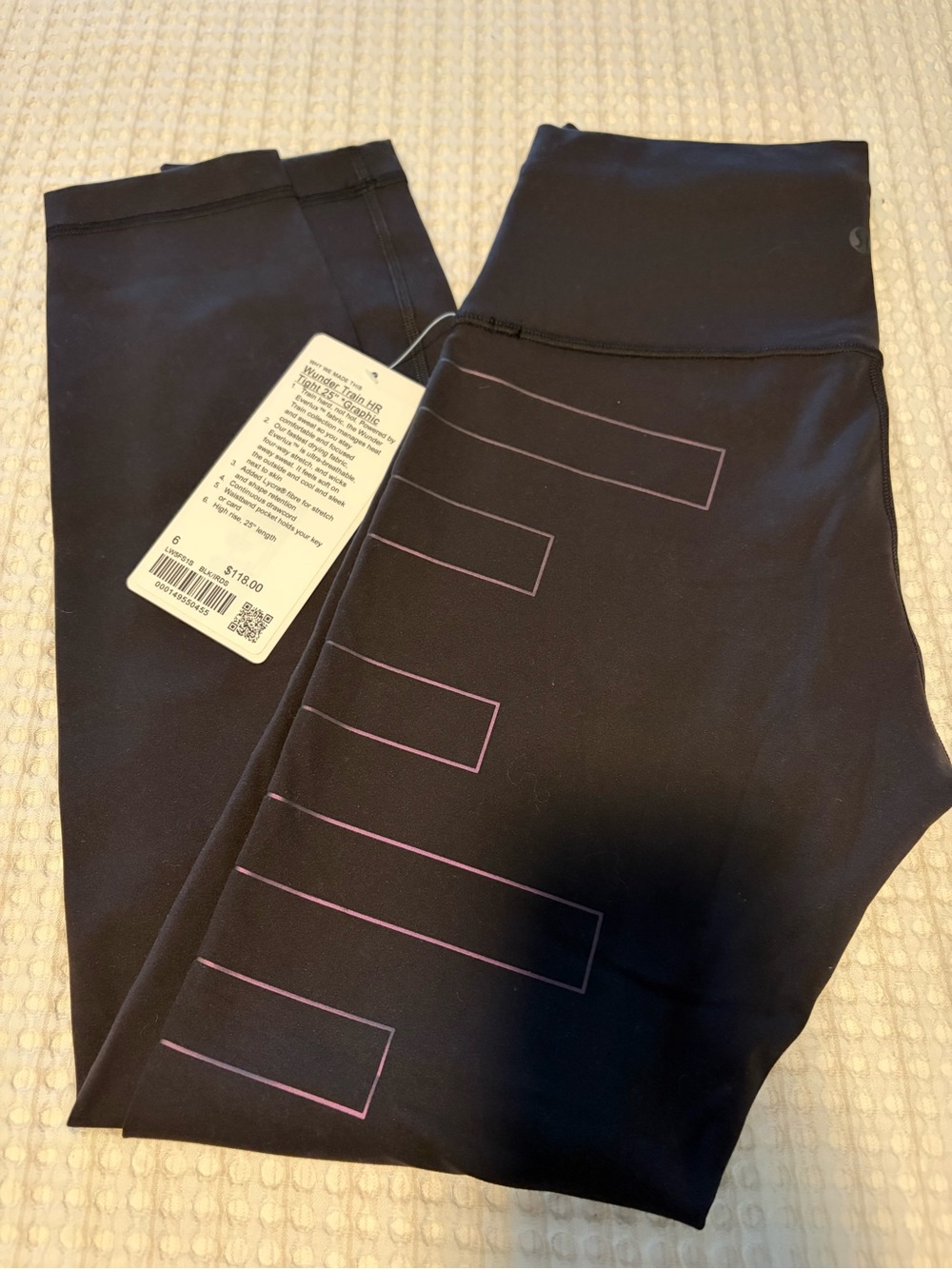 Wunder Train HR 25” Sz 6  with Subtle Pink Lululemon Stripe